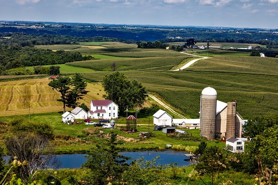 National Farmers Proposes Moratorium on Farm Foreclosures, One National Milk Marketing Order in Wake of COVID-19 Consequences